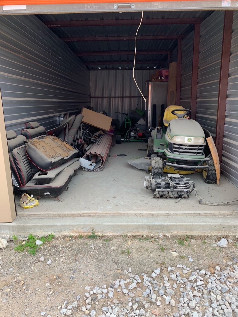 online storage auction