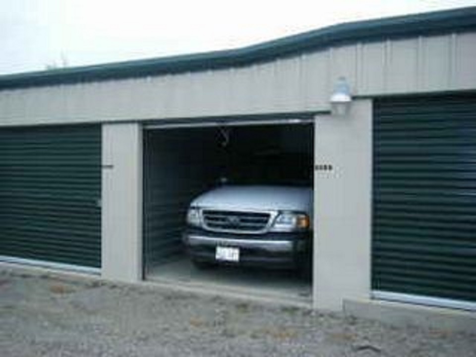 vehicle storage unit at Blue Mound 287